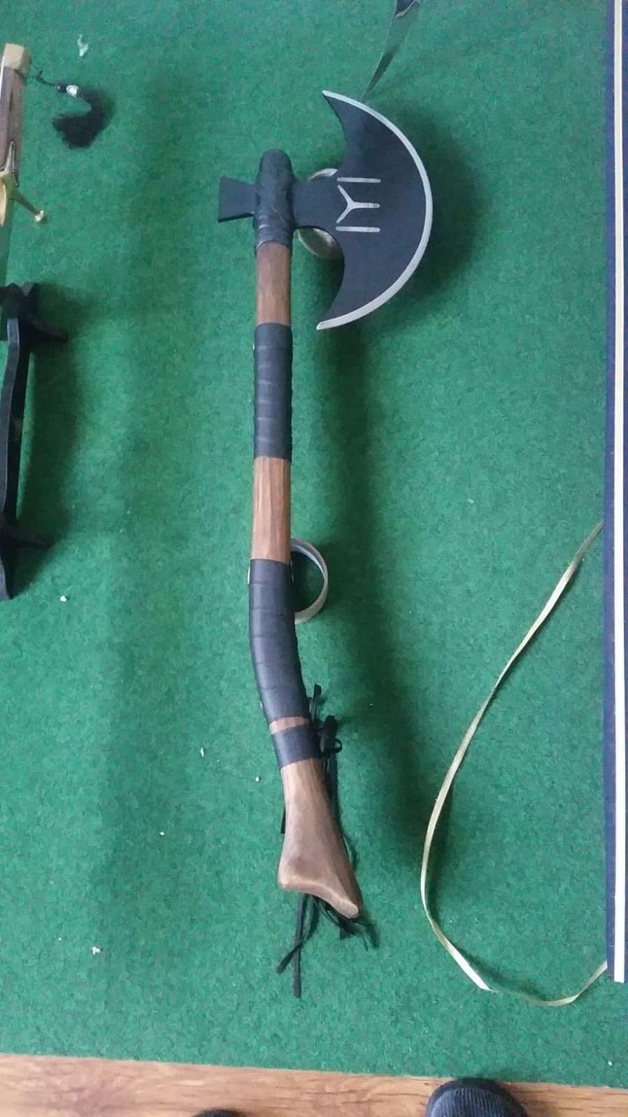 Original TURGUT ALP Axe, Handmade Real Stainless Steel Wooden Handle Ax/ Dirilis Ertugrul Ghazi Turgut Bey Axe / 850mm Handcrafted 2300gr - Turkish TV Series