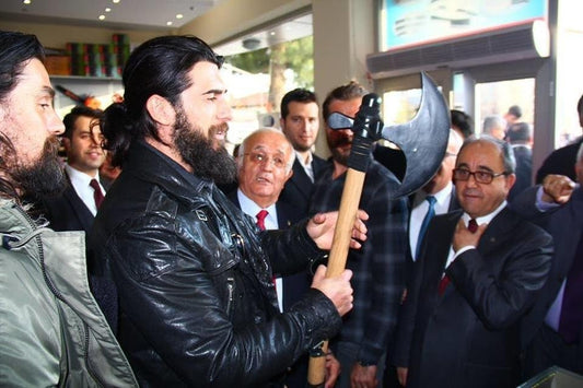 Original TURGUT ALP Axe, Handmade Real Stainless Steel Wooden Handle Ax/ Dirilis Ertugrul Ghazi Turgut Bey Axe / 850mm Handcrafted 2300gr - Turkish TV Series
